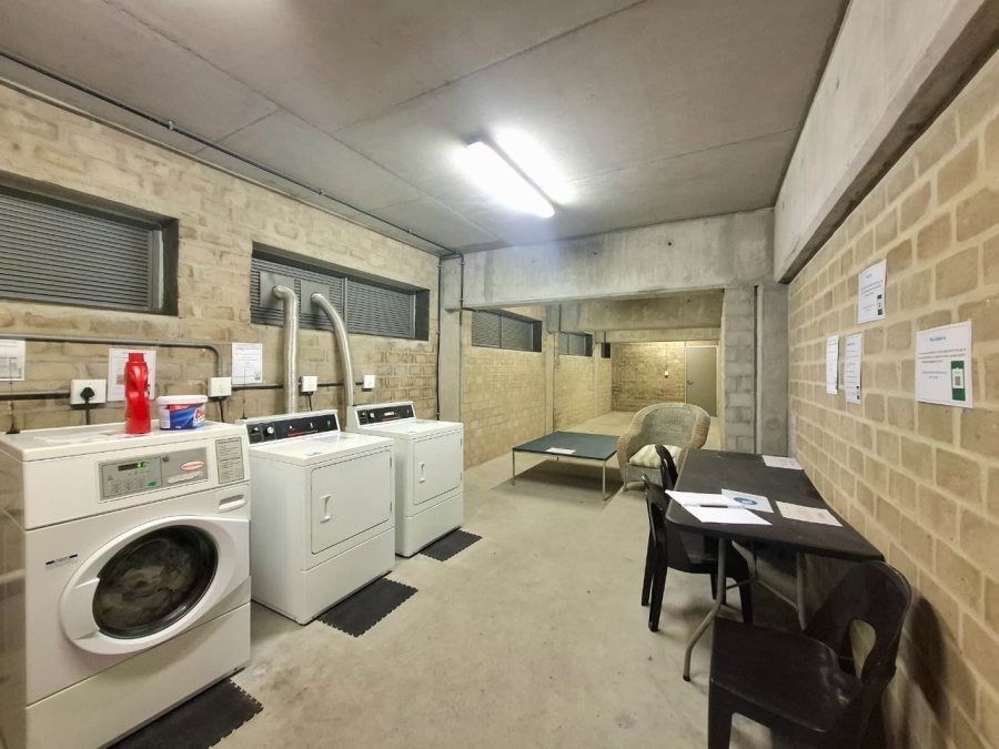 1 Bedroom Property for Sale in Edgemead Western Cape